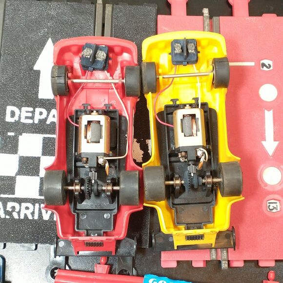 Scalextric Vintage Slot Car Racing Set 2 Porsche Carreras Tri-ang Made in France - Picture 4 of 12